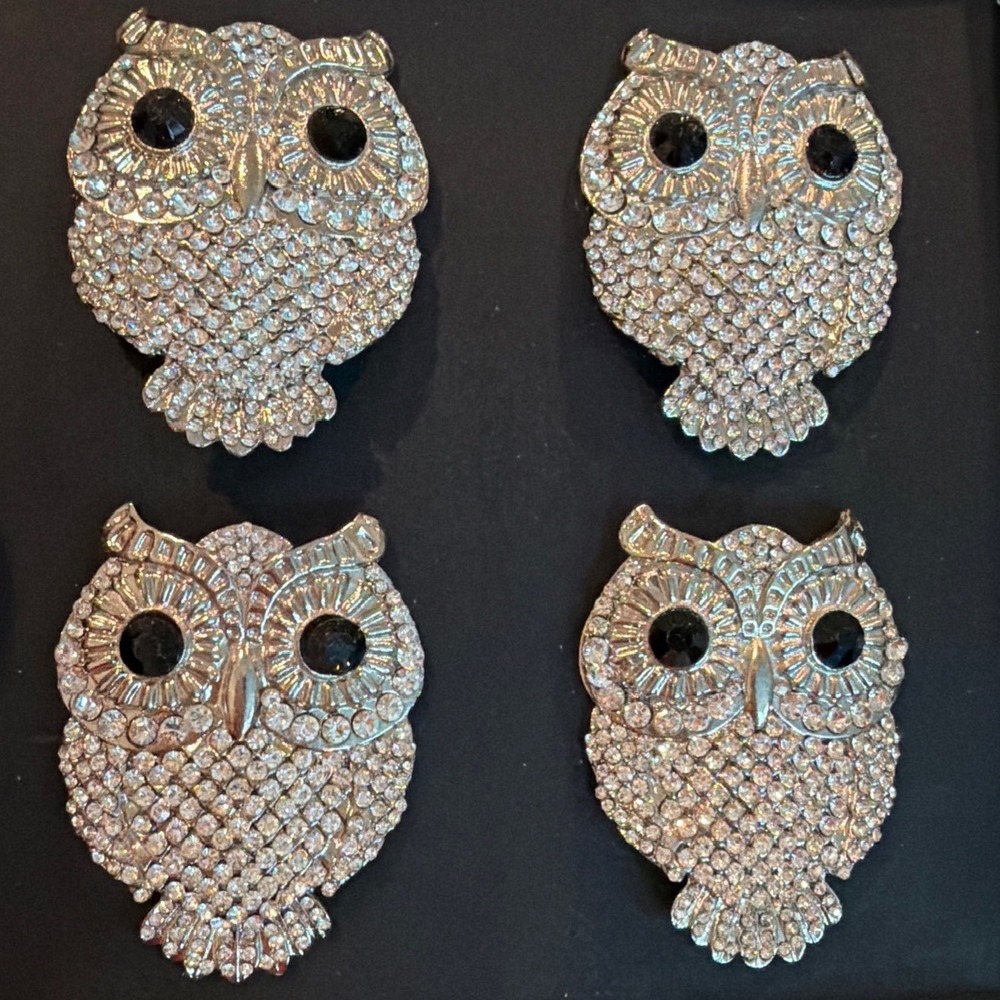 Tahari Home Set of 4 Silver Rhinestone Owl Napkin Rings Black Gemstone Eyes